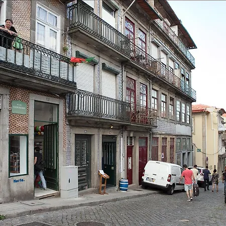 Apartamento Clérigos 132 *